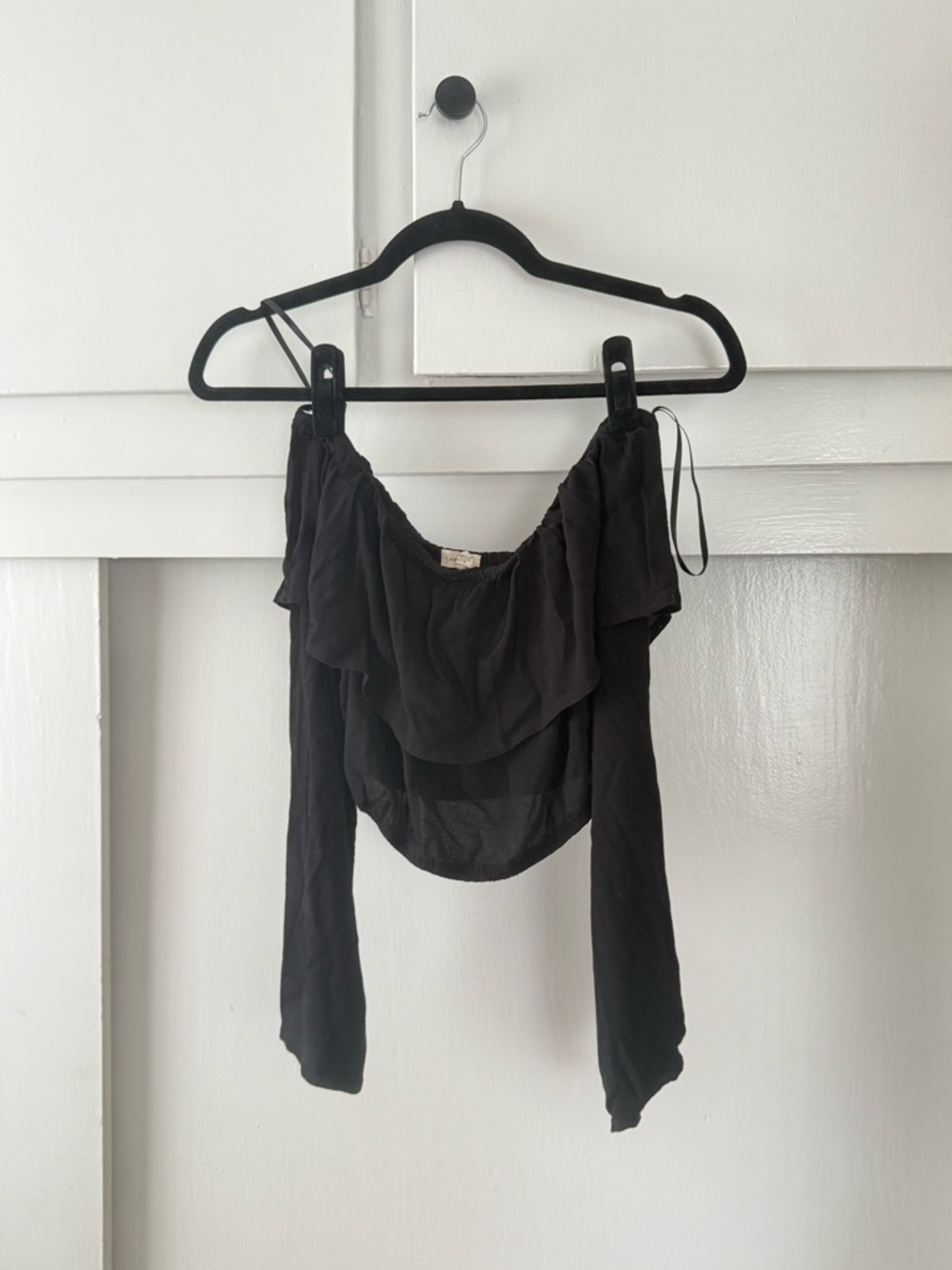 silence + noise Black Off-Shoulder Long Sleeve Top